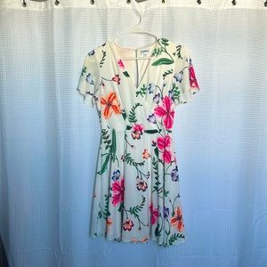 White floral Express Dress, size 2.